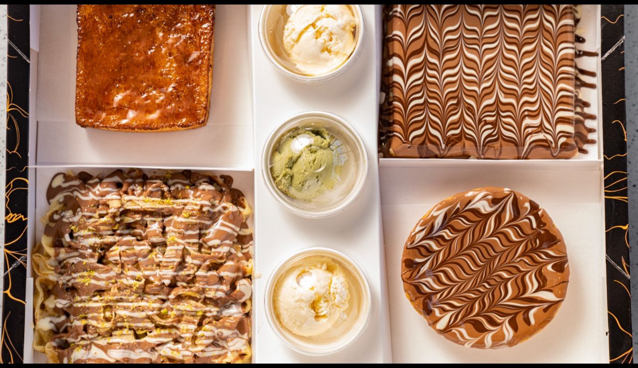 enjoy your gathering with lily / 4 sweets from your choice 
